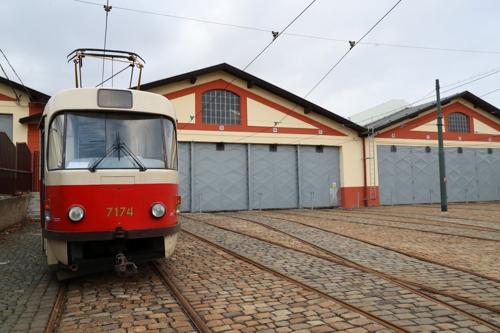 Legendární tramvaj T3 slaví 60. narozeniny.