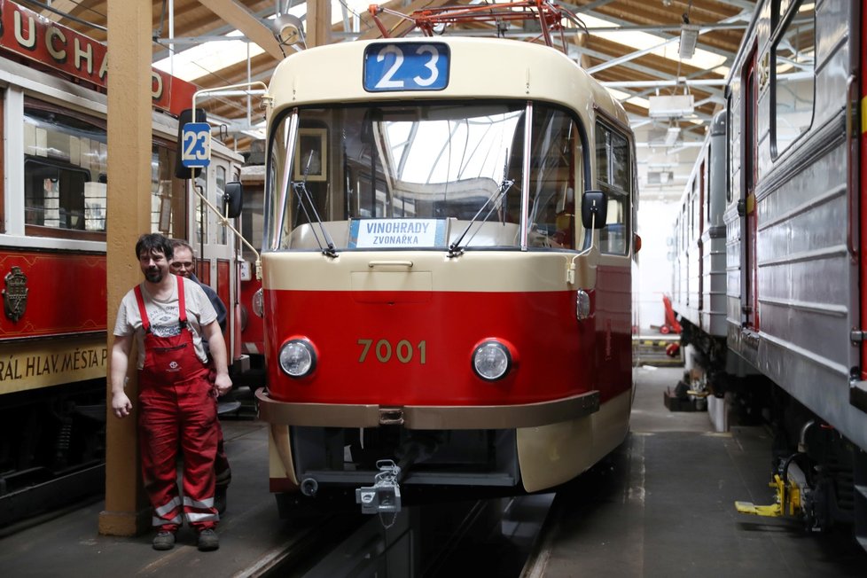 Na linku číslo dvě pražských tramvají bude nasazen unikátní vůz.