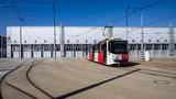 Tramvaje z východu Prahy se stěhují do luxusního domova v Hloubětíně. Nová vozovna zahajuje provoz