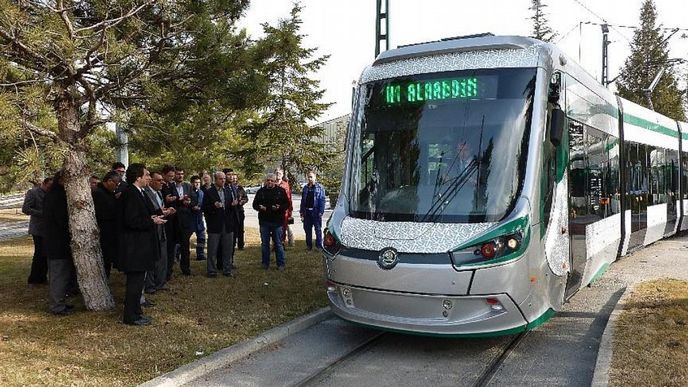 Tramvaj ze Škody Transportation v tureckém městě Konya