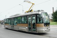 Supermoderní tramvaj testují v Plzni