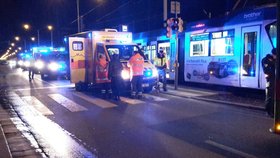 Nehoda tramvají na Podolském nábřeží