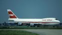 1992 a 1995: Historii sahající až do dvacátých let má americká letecká společnost Trans World Airlines. Problematická pro ni ale byla hlavně devadesátá léta. O ochranu před věřiteli musely aerolinky požádat hned dvakrát.