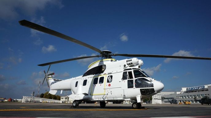 Transportní vrtulník Eurocopter EC 725 Caracal alias SuperPuma, na jehož vývoji se podíleli i polští inženýři