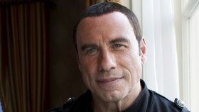 John Travolta musí před sou za urážku na cti