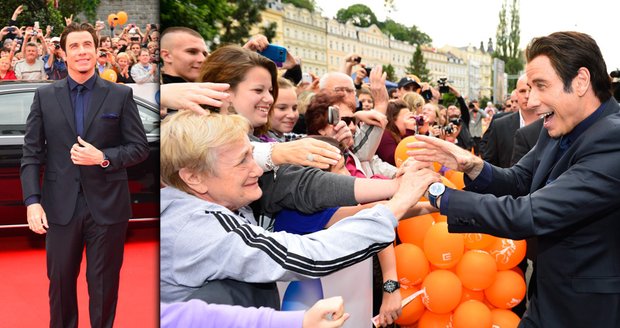 John Travolta se prošel po červeném koberci a pozdravil se s fanoušky