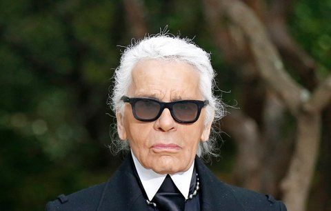 Zemřel návrhář Karl Lagerfeld (†85)! Ikonu světové módy zabila těžká nemoc