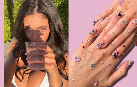 Crystal candy nails: Nehtový hit, kterým Kylie Jenner pobláznila sociální sítě. Jak nosit manikúru plnou třpytivých kamínků?