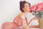 Zahalte se do vůně lásky: Nejlepší parfémy na valentýnské rande