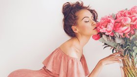 Zahalte se do vůně lásky: Tohle jsou nejlepší parfémy na valentýnské rande