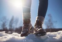Stylové boty na hory: Jaké se hodí do sněhu i do města?