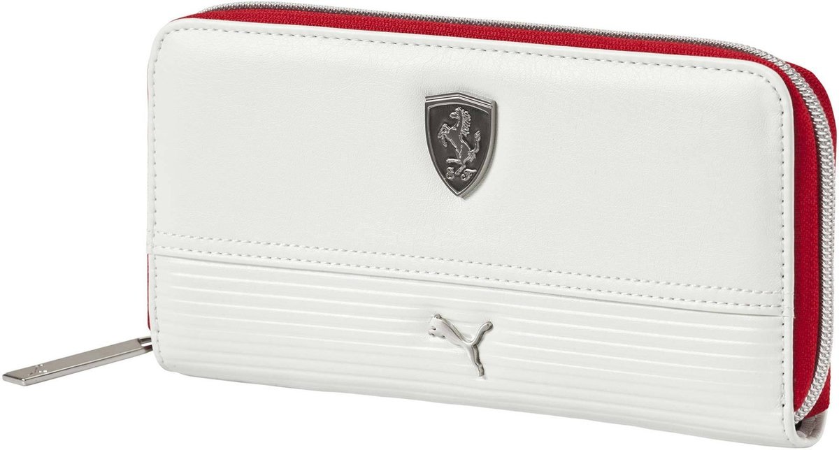 S kovovým logem, Puma Ferrari LS Wallet F, na www.molo-sport.cz, 899 Kč.