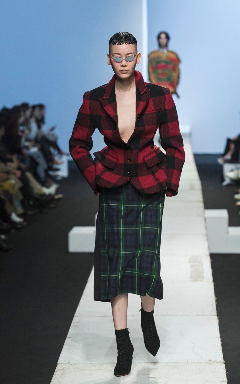 Model na módní přehlídce návrháře Hera Seoul