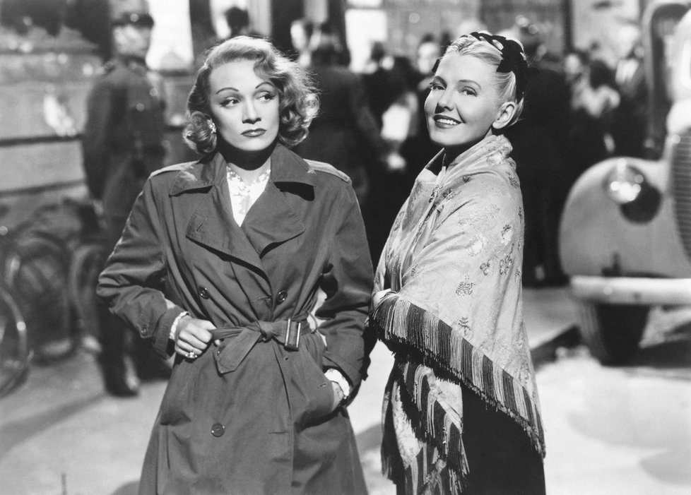 Marlene Dietrich ve filmu Zahraniční aféra (1948)