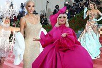 Nejkrásnější róby Met Gala z posledních let: Na tyhle šaty nezapomeneme!