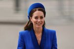 Při pohledu na vévodkyni Kate se nám vybaví slova jako superžena a spojení&nbsp; jako chodící módní ikona.