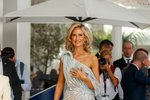 Cannes 2023: Lady Victoria Hervey uchvátila v Cannes elegantní róbou
