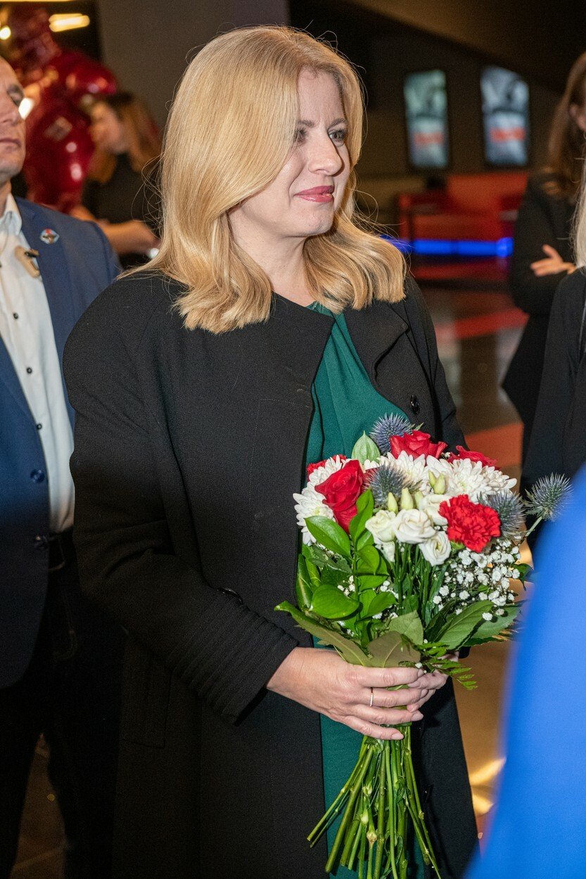 slovenská prezidentka Zuzana Čaputová na premiéře filmu Michael Kocáb – rocker versus politik