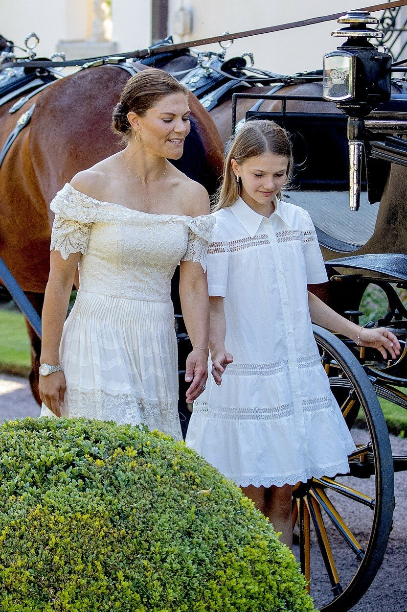 Švédská princezna Estelle a korunní princezna Viktorie
