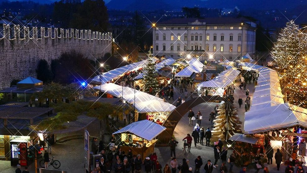 Vánoční trhy v Trentu mají dlouhou tradici.