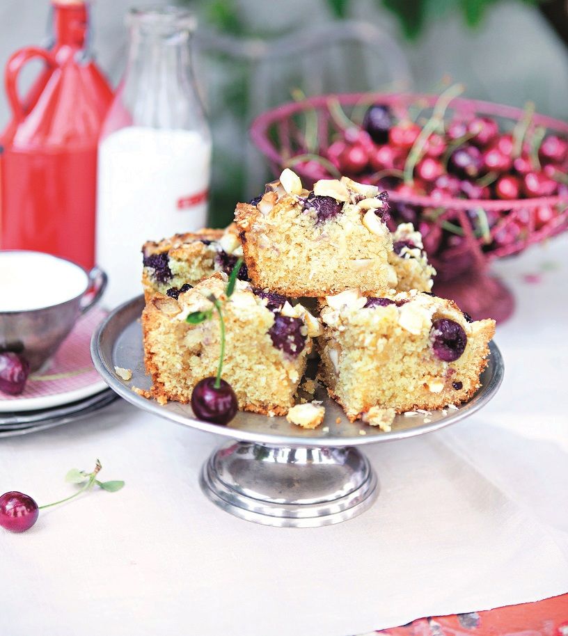 Třešňové blondies