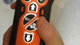 Měřící technika použitá při zásahu u výbuchu ve škole v německém Treuchtlingenu