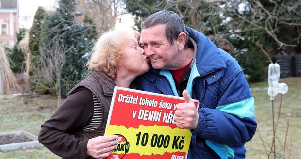 Manželé Čechotovi z Rumburku vyhráli v Trháku: Za peníze od Blesku nakrmí zvířátka!