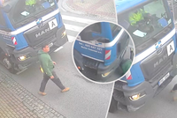 Popeláři na jihu Čech zajeli mladíka: Děsivou nehodu zachytila kamera
