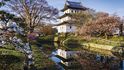 Hrad Matsumae a jeho park se pyšní titulem jednoho z nejkrásnějších míst na ostrově Hokkaidó pro pozorování rozkvetlých sakur