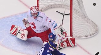 Třinec - České Budějovice 2:0. Obhájce přetlačil Motor i podruhé