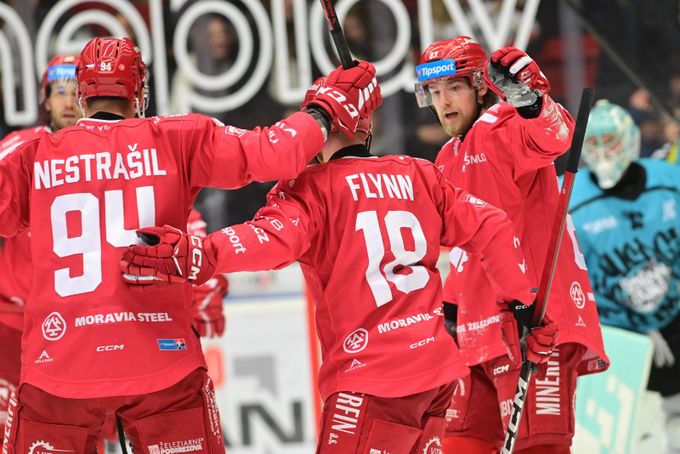 Oceláři přesně po měsíci vyhráli, pomohla i bouře. Už jsme to potřebovali, věděl Cienciala Oceláři přesně po měsíci vyhráli, pomohla i bouře. Už jsme to potřebovali, věděl Cienciala