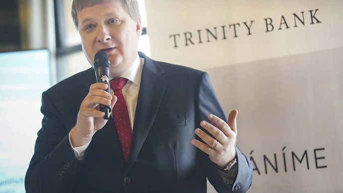 Zakladatel a předseda představenstva Trinity Bank Radomír Lapčík Zakladatel a předseda představenstva Trinity Bank Radomír Lapčík