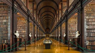 Nejkrásnější knihovny světa: V dublinské Trinity College najdete přes 200 tisíc knih Nejkrásnější knihovny světa: V dublinské Trinity College najdete přes 200 tisíc knih