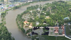 Praha zaštítí zoo i zámek před povodněmi. Nové zdi v Troji by měly odolat i stoleté vodě