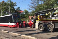 U Výstaviště v Holešovicích spadla trolej: Čtyři hodiny tudy nejezdily tramvaje