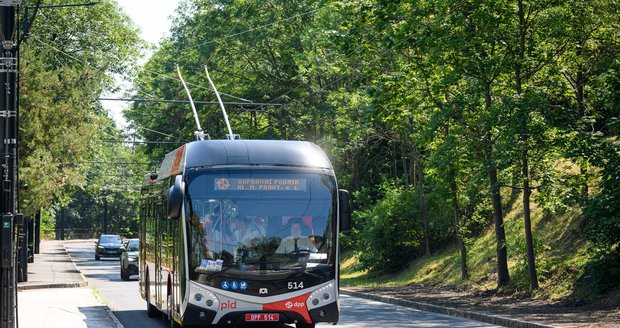 Slavnostní otevření nových trolejbusových linek 51 a 53 v Praze