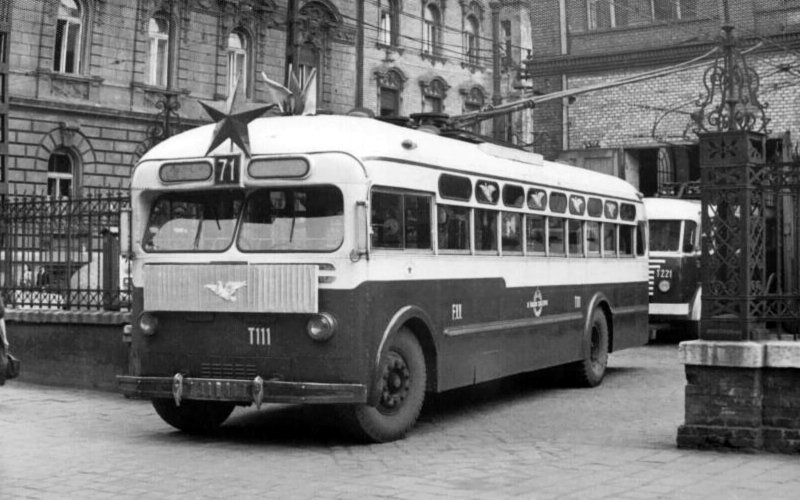 Trolejbus MTB-82