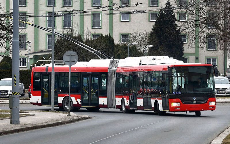 Trolejbus Škoda 31Tr