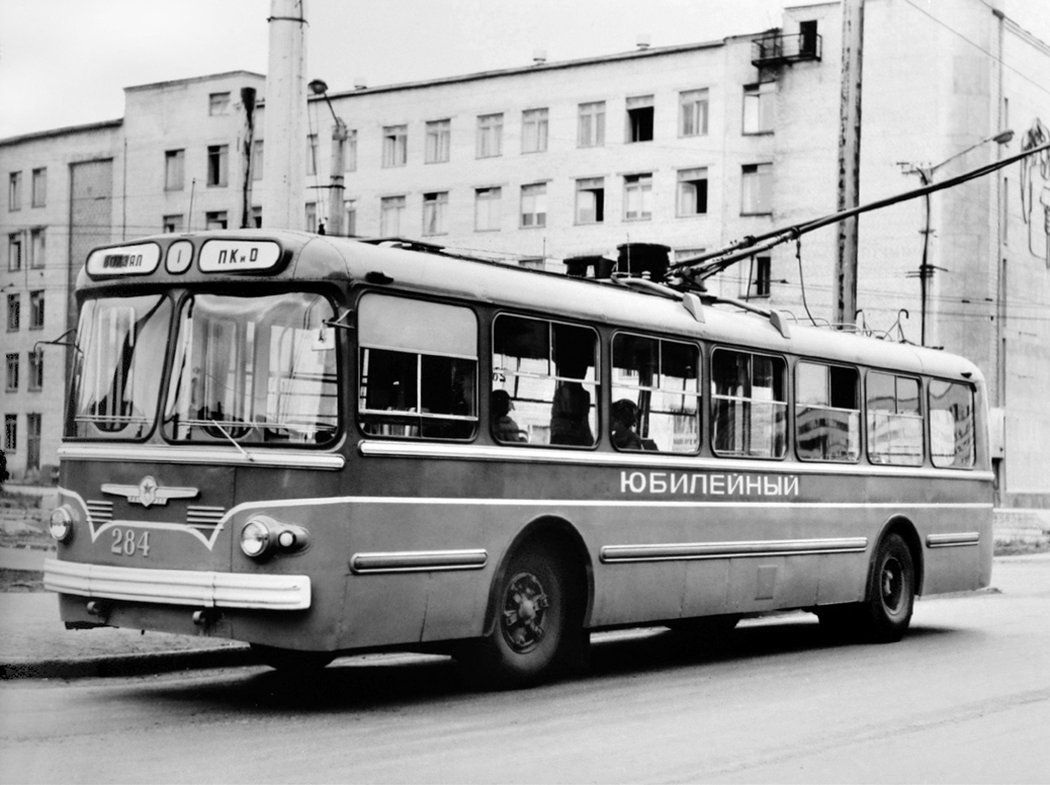 Trolejbus ZiU-5