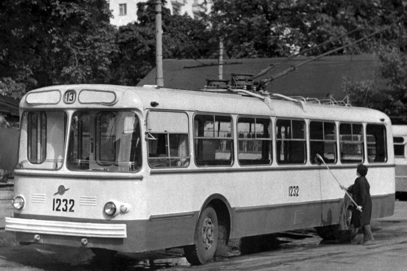 Trolejbus ZiU-5