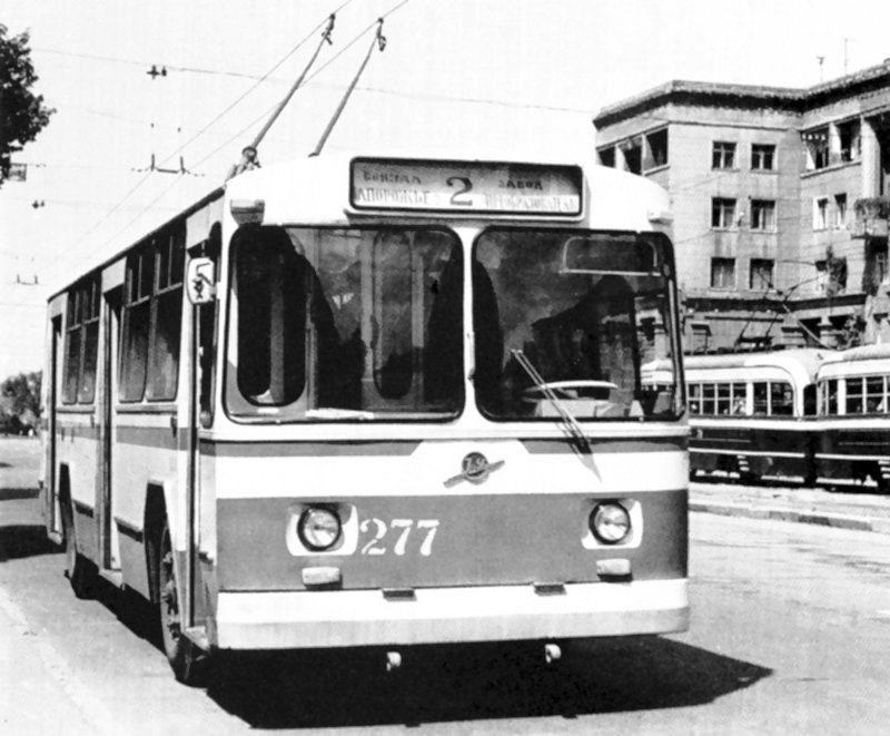 Trolejbus ZiU-9