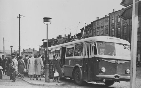 Trolejbus Škoda 7 Tr jezdil v Jihlavě od roku 1951.