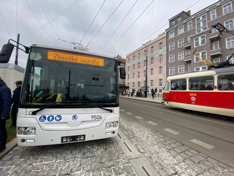 Víkendová trolejbusová linka č. 58 propojí Palmovku s Miškovicemi