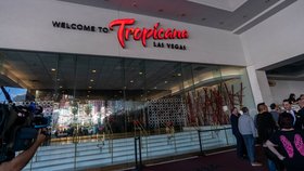 Hotel Tropicana v Las Vegas skončil.