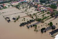 Sociální dávky pro lidi postižené povodní: Jak o ně žádat