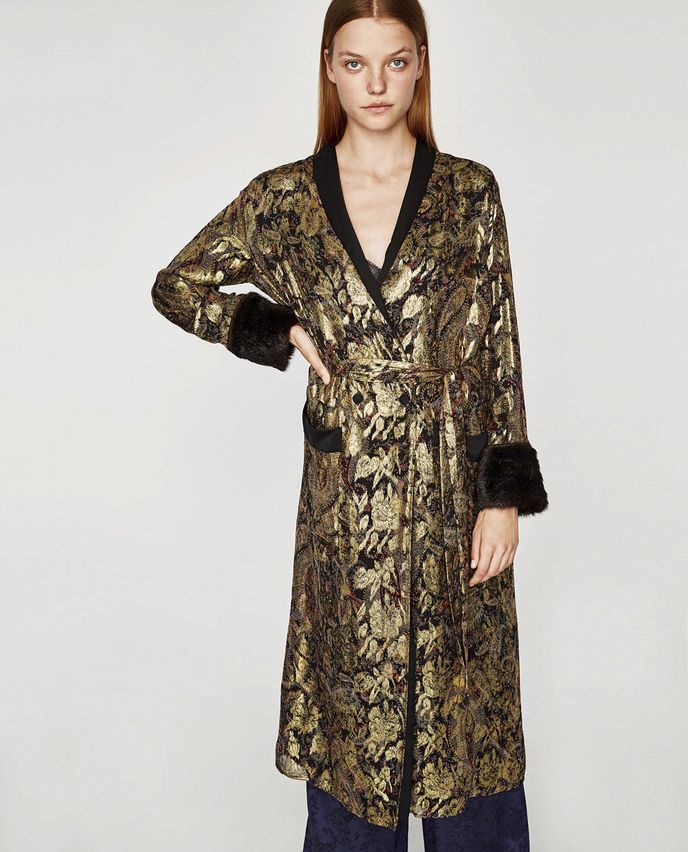 Třpytivé hedvábné kimono, Zara, 2999 Kč