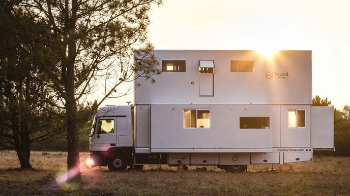 Truck Surf Hotel