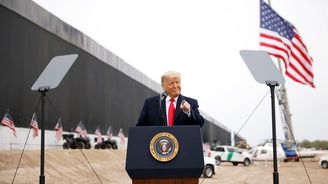 Trumpova zeď dál rozděluje Američany. K jejímu zrušení vyzvalo i UNESCO