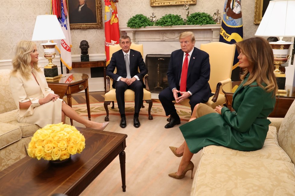 Setkání tehdy premiérského páru ČR s prezidentským párem USA