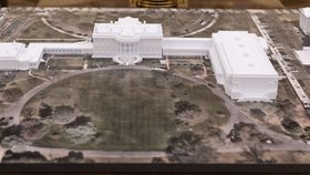 Model Trumpovy přestavby Bílého domu (říjen 2025)
